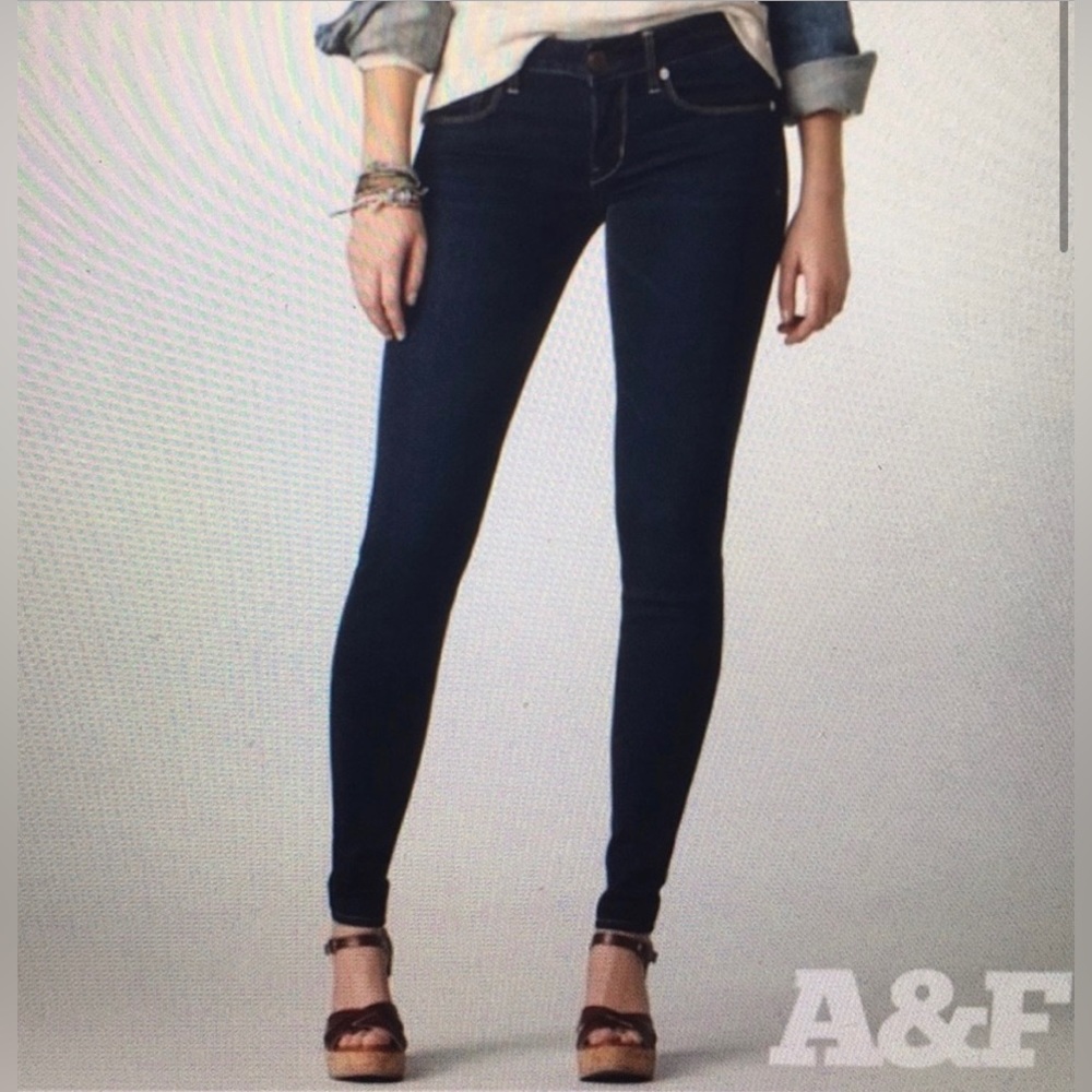 Abercrombie & Fitch Super Skinny Jeans